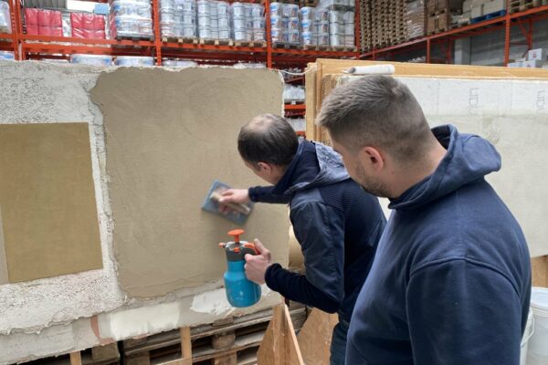 ABFFE097-94C7-47D9-B96D-79B7EA10F191_1_105_c